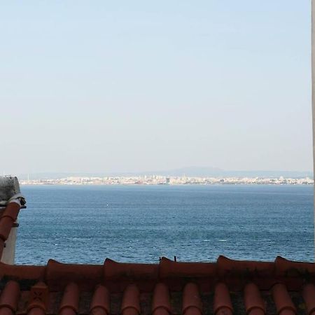 Two Bedroom Apt In Historic Location! Close To The River Lisboa Dış mekan fotoğraf